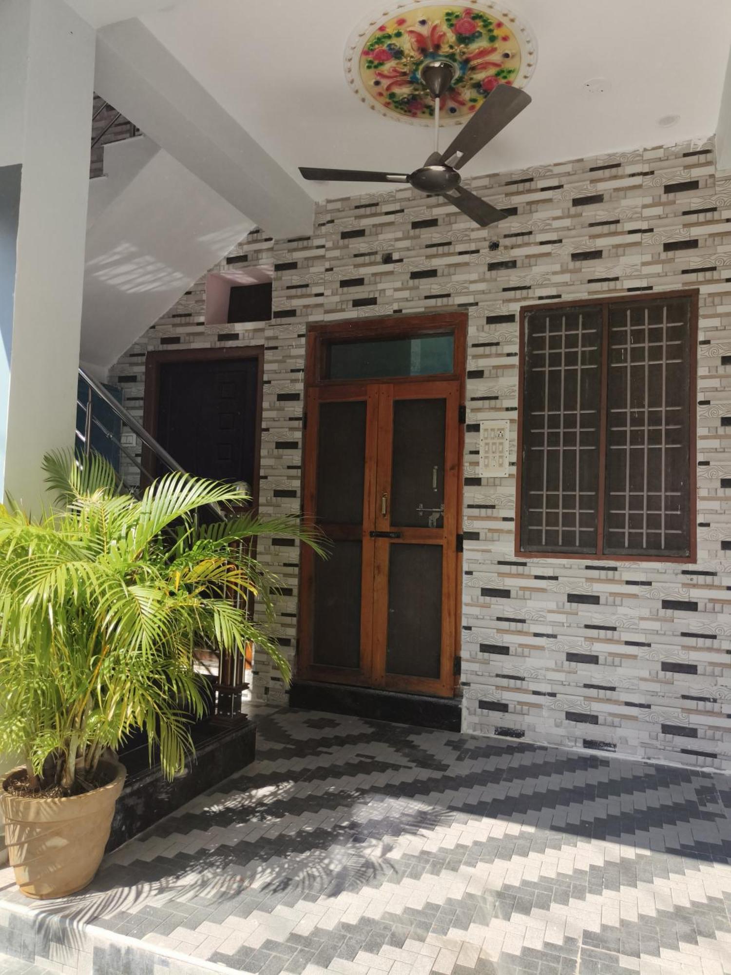 Liya Guest House Tiruvannamalai Exterior photo