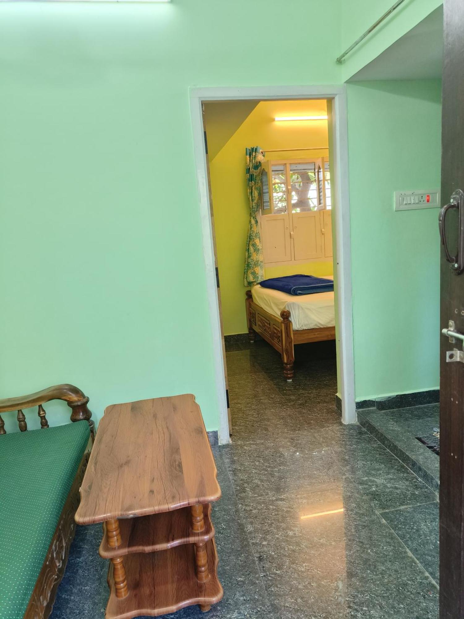 Liya Guest House Tiruvannamalai Exterior photo